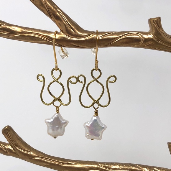 Angel Wing Earrings - Picture 1 of 4